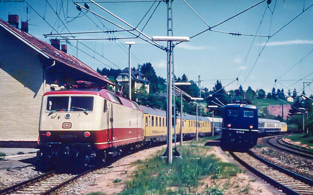 https://www.bahnkutscher.de/_andreas/bb/50_e_swb/03_sommerau_gs_1984(L3).jpg